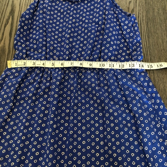 Dress size Medium - Picture 5 of 13
